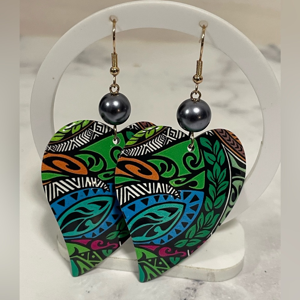 Colorful Leaf Pattern Earrings